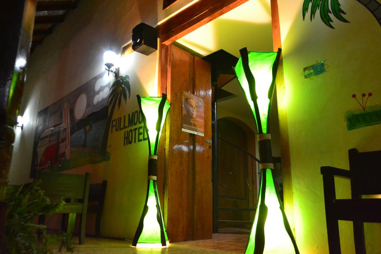 Fullmoon Hotel 格拉纳达 外观 照片