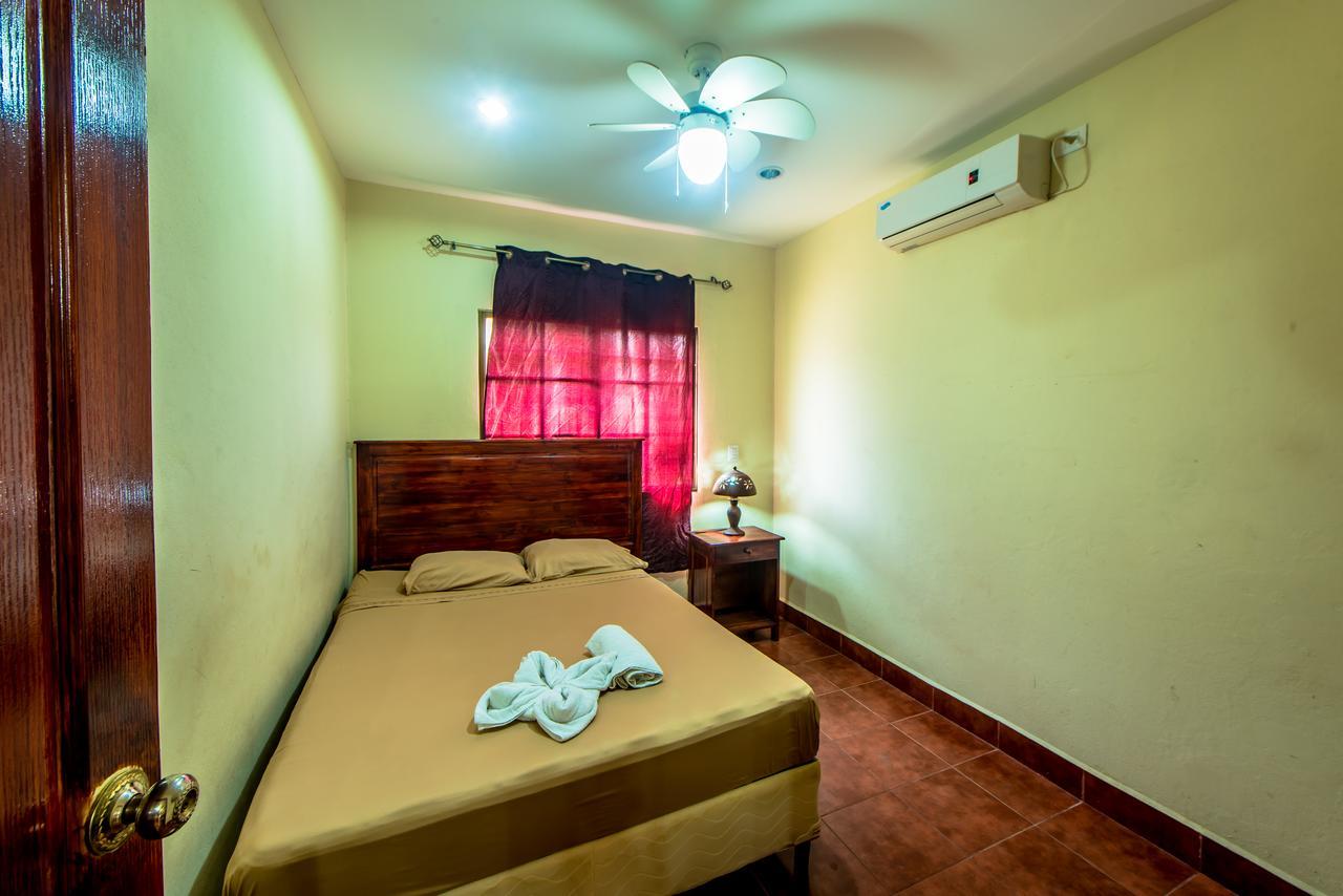 Fullmoon Hotel 格拉纳达 客房 照片