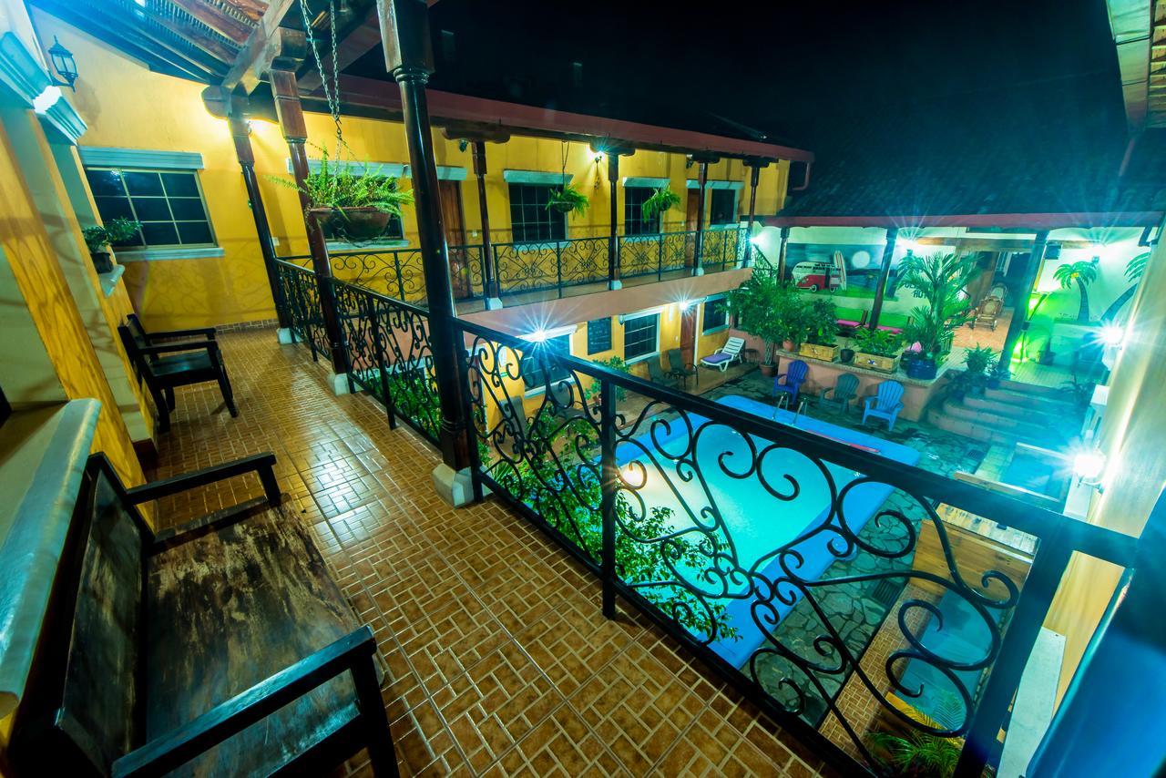Fullmoon Hotel 格拉纳达 外观 照片