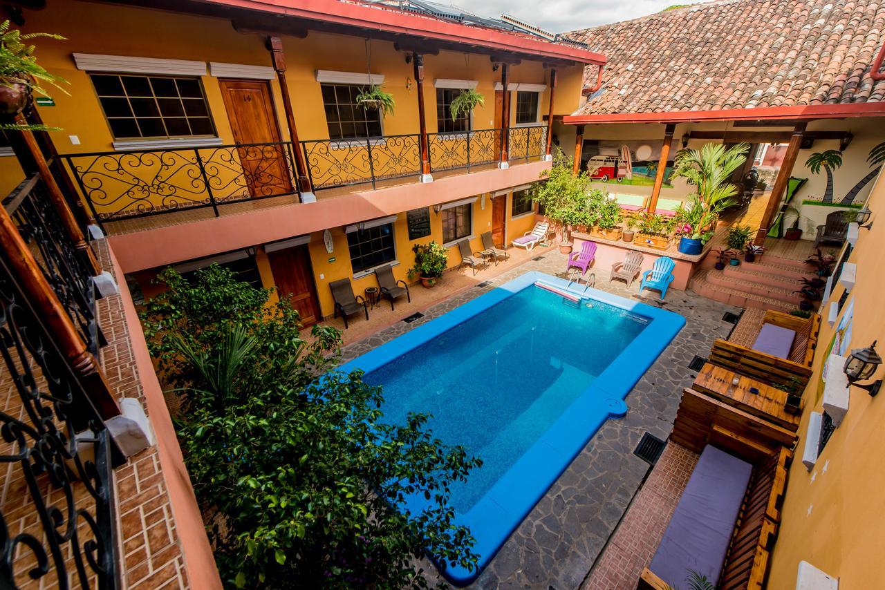 Fullmoon Hotel 格拉纳达 外观 照片